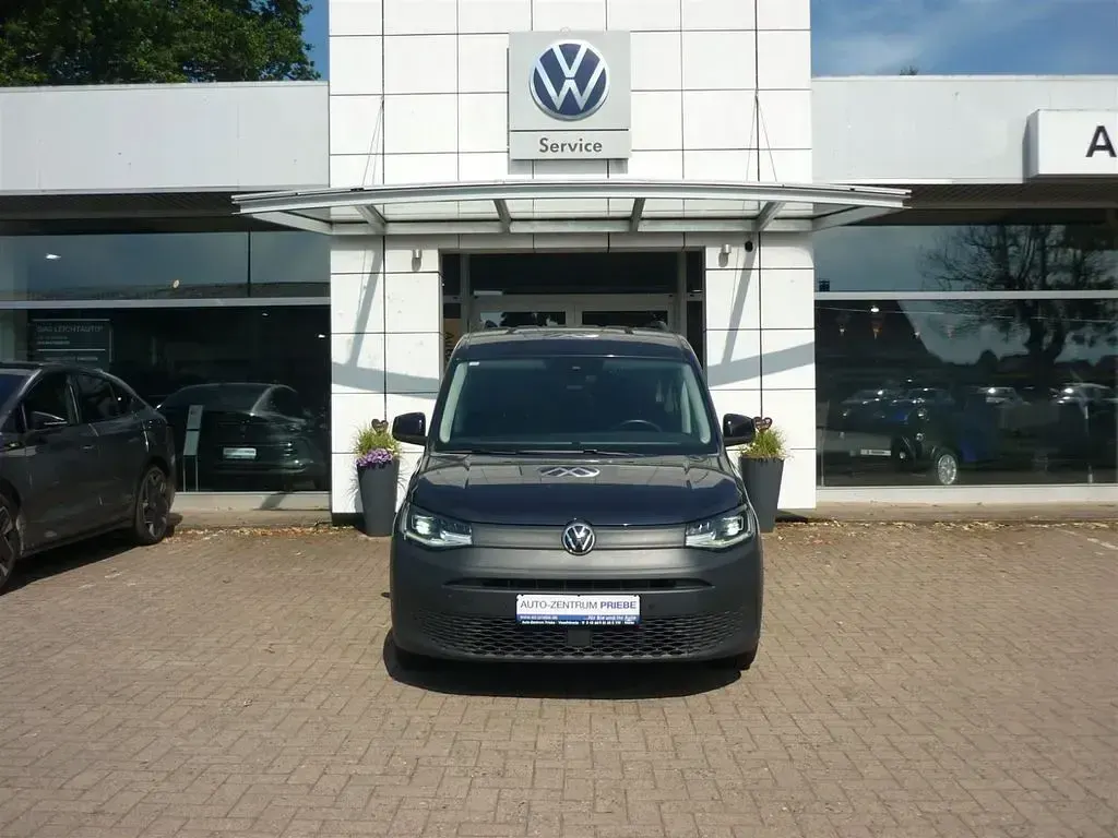 Gebraucht VW Caddy 122 PS (89 kW) 2022 Starlight blue Van / Kleinbus
