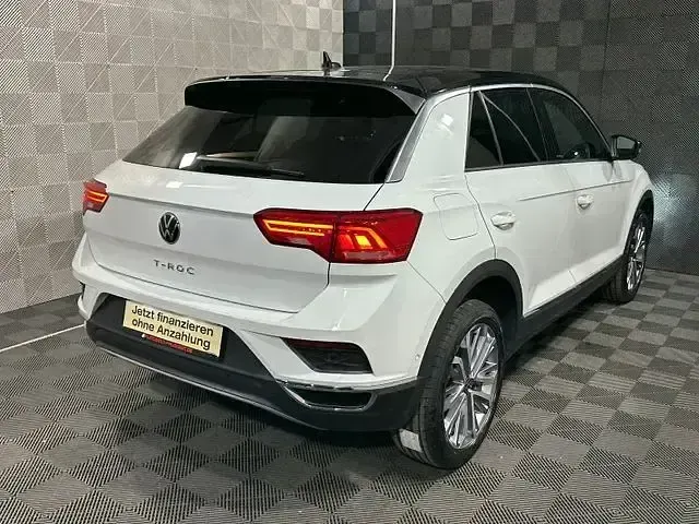 Używany VW T-Roc Active 150 KM (110 kW) 2022 Biały SUV