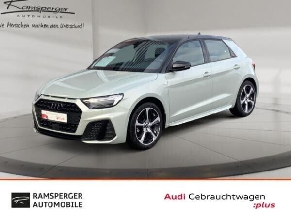 Silber (tausilber metallic/mythosschwarz metallic) Gebraucht 2023 Audi A1 Sportback S-Line Kleinwagen | 29.481 € (Etwas zu teuer) - Bild 1/4