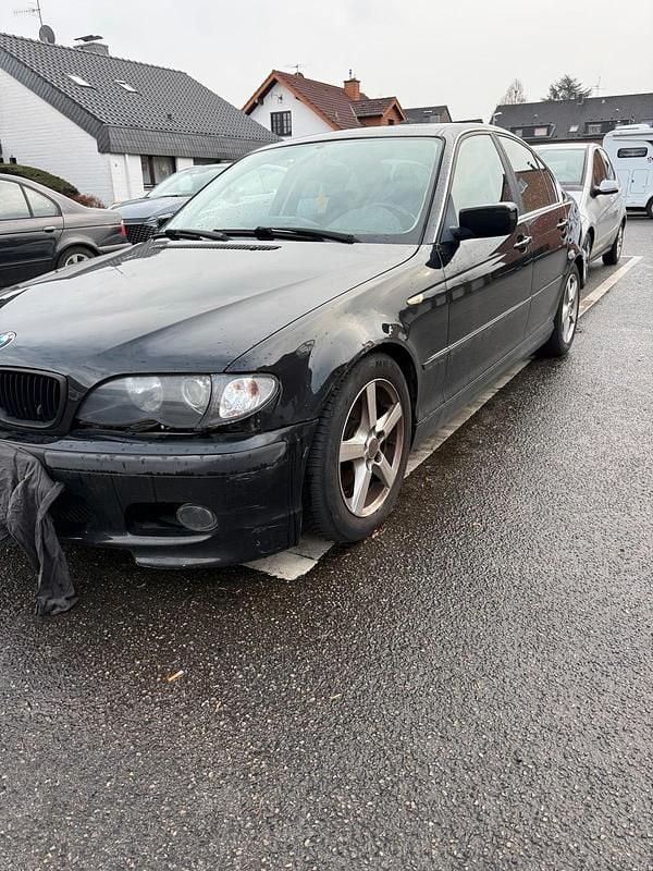 Gebraucht BMW 320 170 PS (125 kW) 2003 Schwarz Limousine