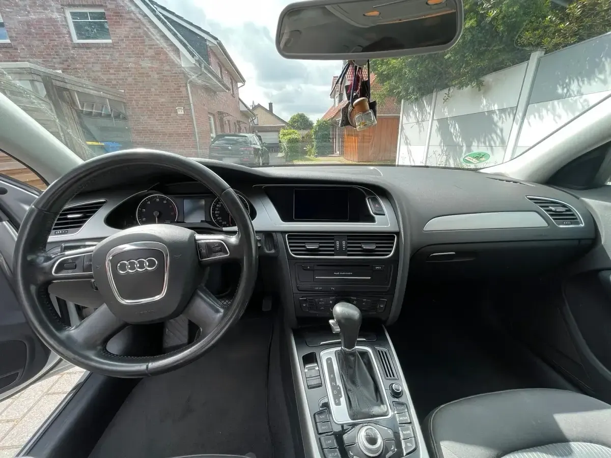 Gebraucht Audi A4 120 PS (88 kW) 2010 Silber Kombi