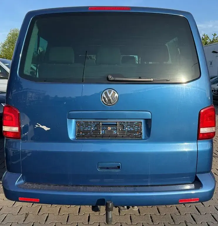 Gebraucht VW Caravelle Comfortline 179 PS (131 kW) 2010 Blau Van