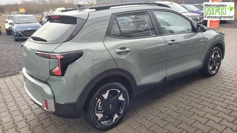 Neu Kia Stonic 101 PS (74 kW) 2025 Adventurous pastel gree... SUV
