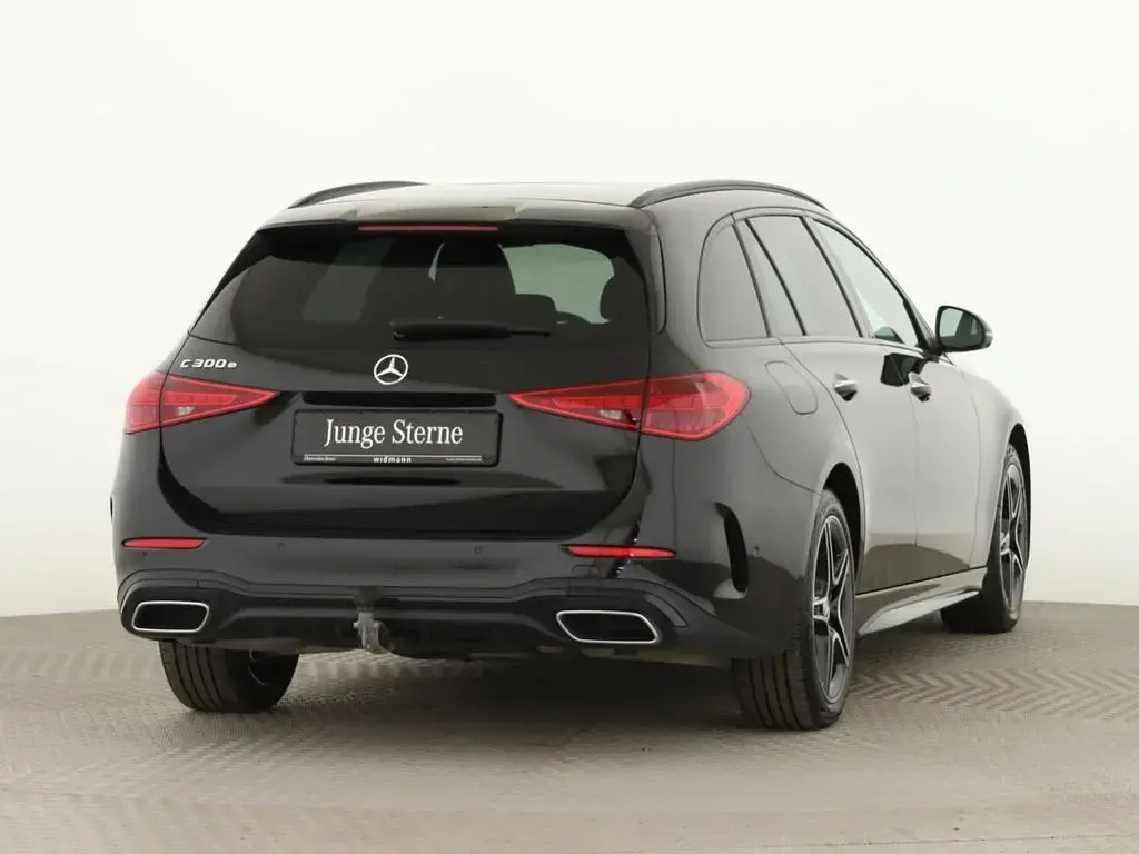 Gebraucht Mercedes C300e AMG 204 PS (150 kW) 2023 Schwarz Kombi