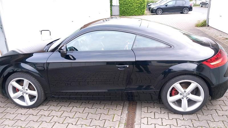 Gebraucht Audi TT 160 PS (117 kW) 2011 Schwarz Coupé