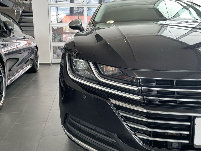 Gebraucht VW Arteon Elegance 150 PS (110 kW) 2018 Schwarz Limousine