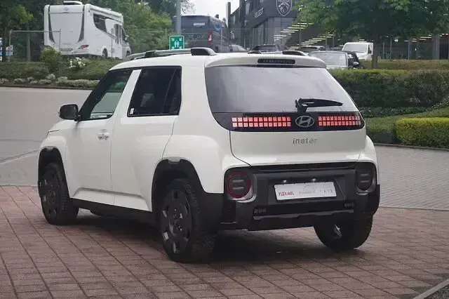 Gebraucht Hyundai Inster 85 kW (116 PS) 2025 Weiß Kleinwagen