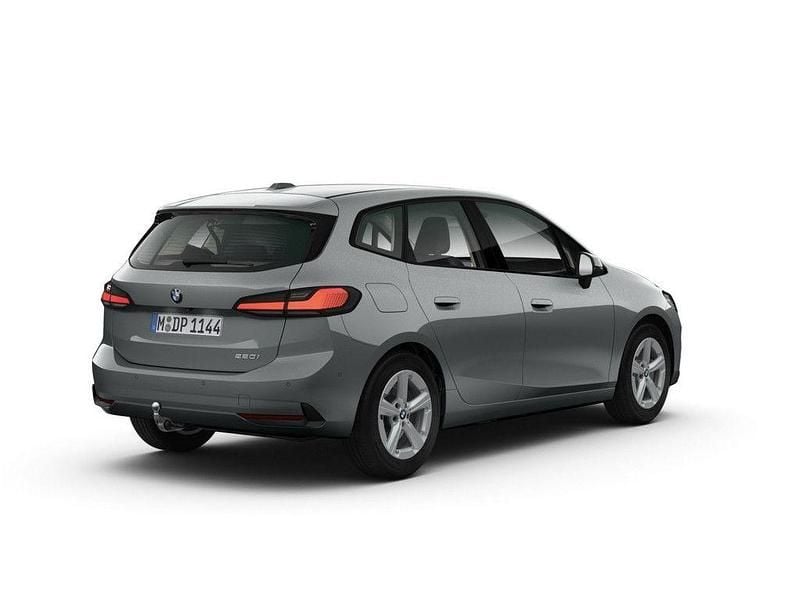 Gebraucht BMW 220 Active Tourer 170 PS (125 kW) 2025 Grau Van / Kleinbus