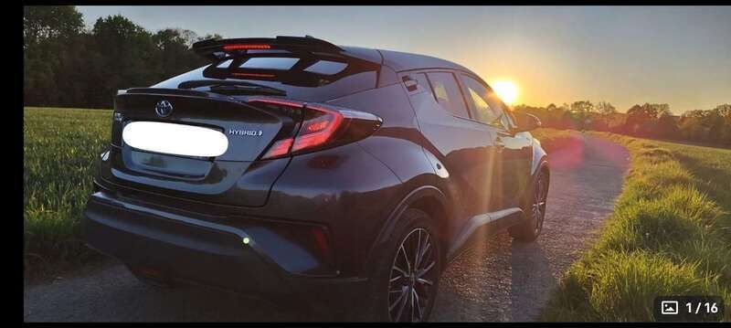 Grau Gebraucht 2018 Toyota C-HR Team SUV | 17.599 € (Fairer Preis) - Bild 1/4