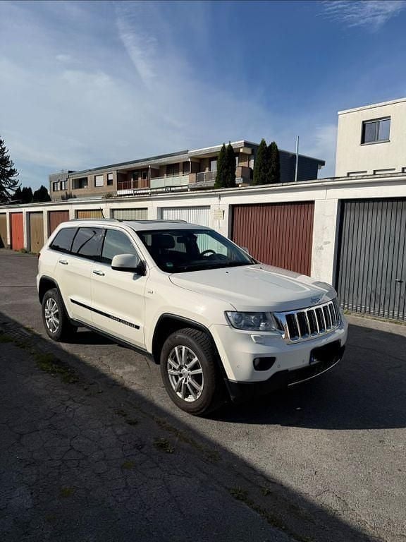 Weiß Gebraucht 2012 Jeep Grand Cherokee Overland SUV | 8.800 € (Guter Preis) - Bild 1/4