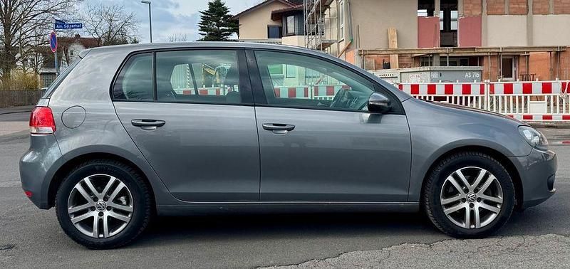 Gebraucht VW Golf VI 122 PS (89 kW) 2009 Grau Kleinwagen