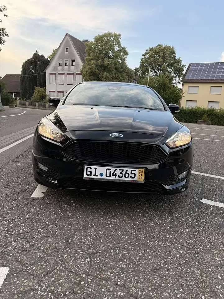 Gebraucht Ford Focus Titanium 101 PS (74 kW) 2018 Kombi