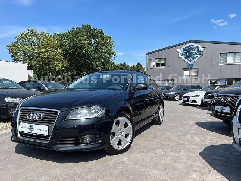 Schwarz Gebraucht 2009 Audi A3 Sportback Ambition Limousine | 7.490 € (Etwas zu teuer) - Bild 1/4