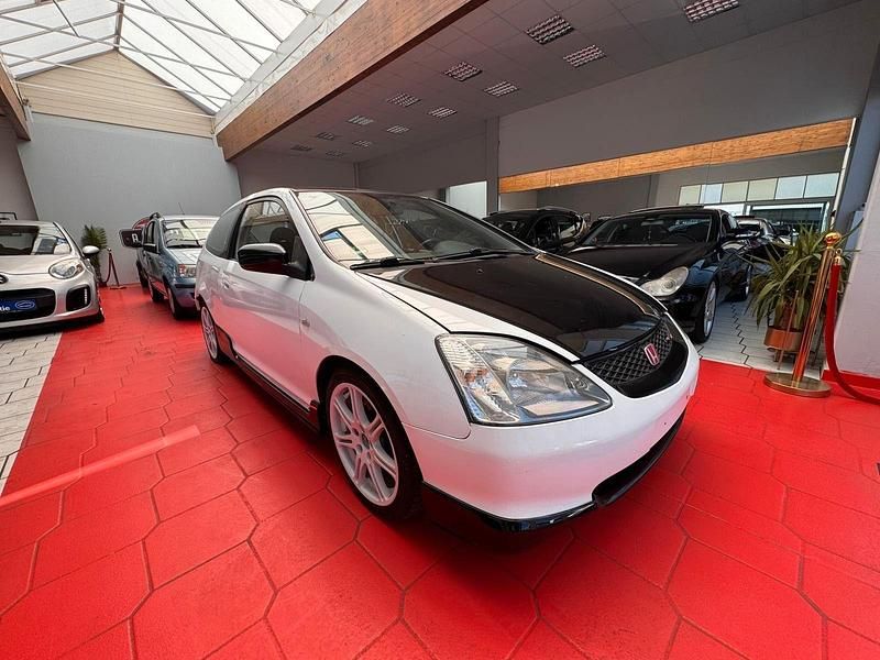 Weiß Gebraucht 2001 Honda Civic Type R Limousine | 9.990 € - Bild 1/4