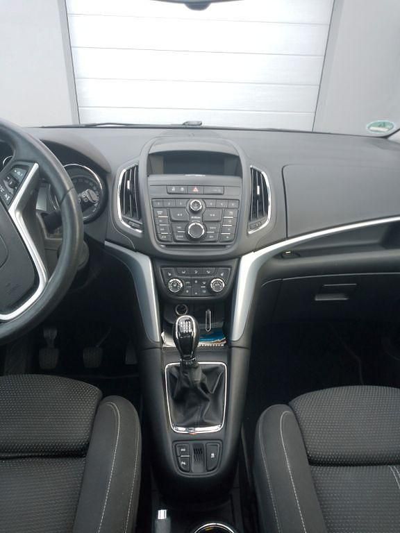 Gebraucht Opel Zafira Active 120 PS (88 kW) 2013 Grau Van / Kleinbus
