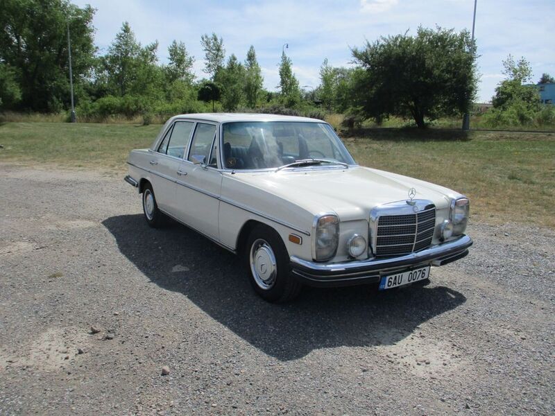 Gebraucht Mercedes W114 160 PS (117 kW) 1972 Weiß Limousine