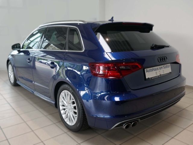 Gebraucht Audi A3 Ambiente 179 PS (131 kW) 2015 Scubablau metallic (metallic) Limousine