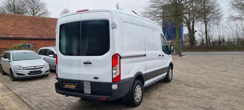 Second-hand Ford Transit Trend 131 CP (96 kW) 2017 Alb Monovolum