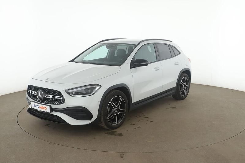 Gebraucht Mercedes GLA200 AMG line 163 PS (119 kW) 2023 SUV