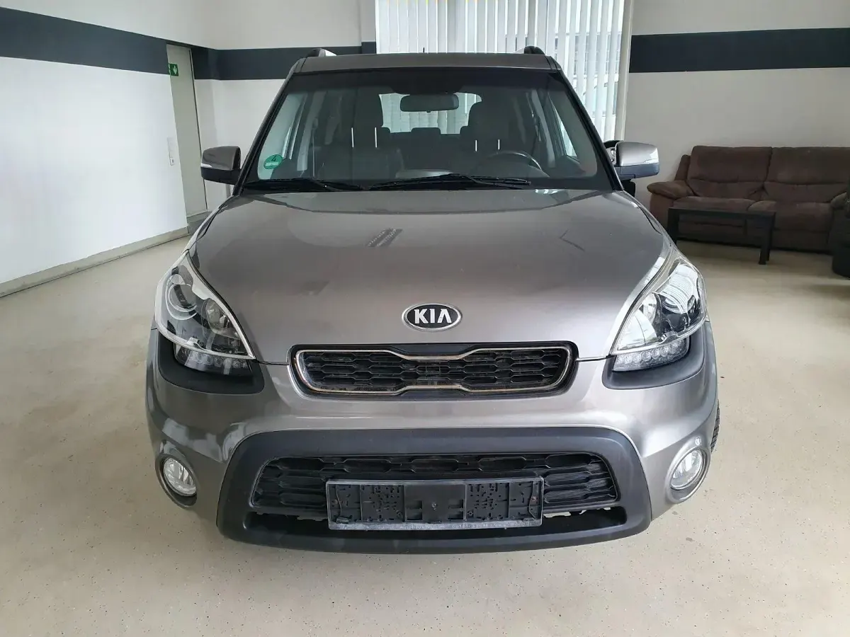 Gebraucht Kia Soul Spirit 128 PS (94 kW) 2012 Silber SUV