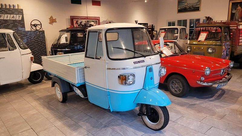 Weiß Gebraucht 1975 Piaggio APE | 9.500 € - Bild 1/4