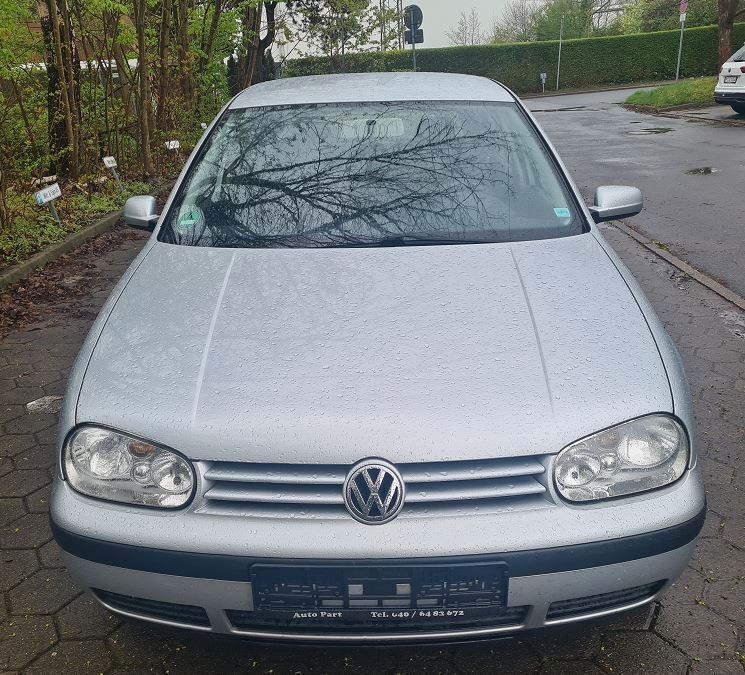 Silber Gebraucht 2002 VW Golf IV Comfortline Limousine | 1.995 € (Fairer Preis) - Bild 1/4