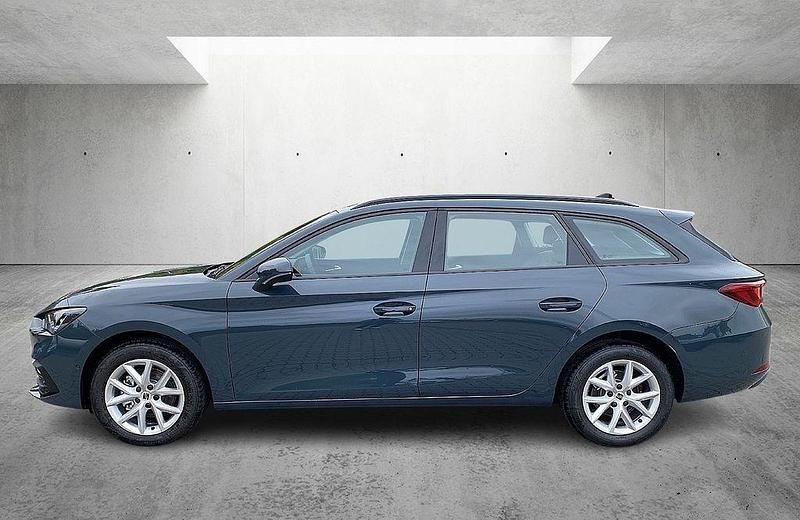 Neu Seat Leon CONNECT 116 PS (85 kW) 2025 Blau Kombi