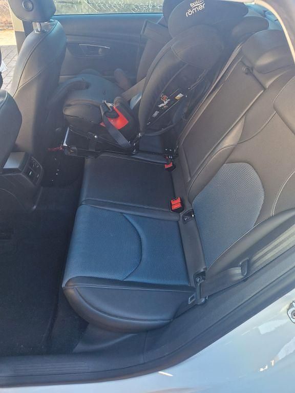 Gebraucht Seat Leon ST CONNECT 110 PS (80 kW) 2015 Weiß Kombi