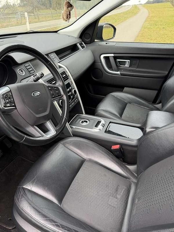 Gebraucht Land Rover Discovery 4 S 179 PS (131 kW) 2016 Schwarz SUV