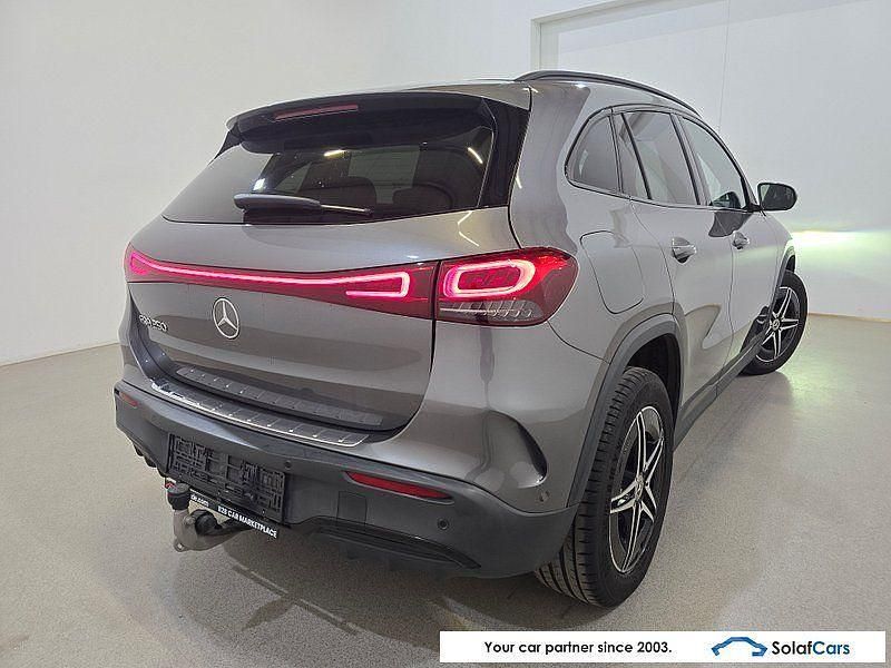 Gebraucht Mercedes EQA250 AMG 139 kW (190 PS) 2021 Grau SUV