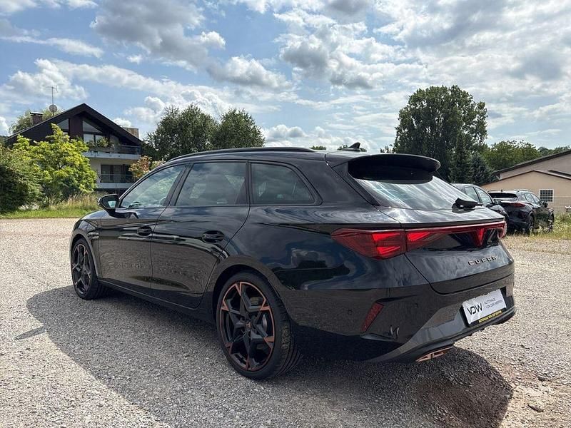 Neu Cupra Leon VZ 272 PS (200 kW) 2026 Schwarz Limousine