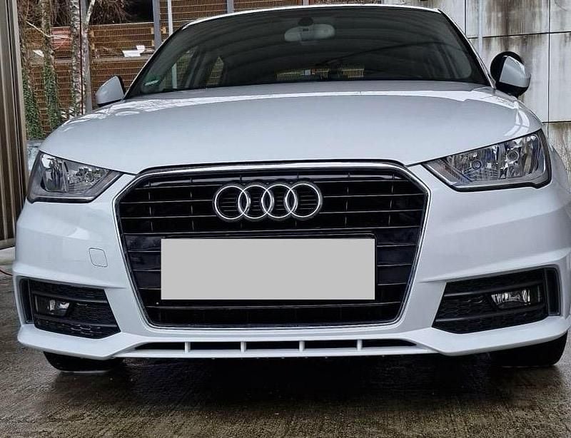 Weiß Gebraucht 2017 Audi A1 Sportback Kleinwagen | 15.450 € (Fairer Preis) - Bild 1/4