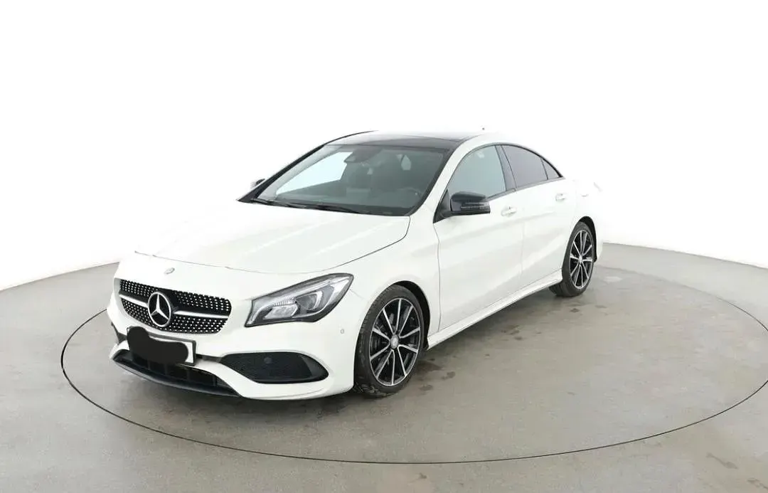 Gebraucht Mercedes 250 210 PS (154 kW) 2017 Weiß Coupé