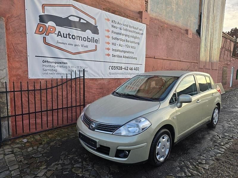 Gebraucht Nissan Tiida Acenta 110 PS (80 kW) 2008 Gold Limousine