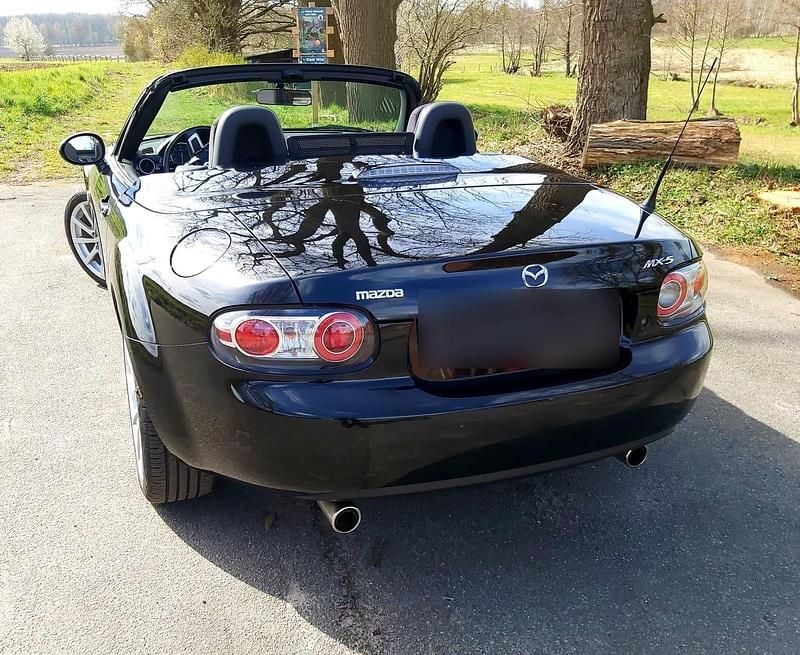 Używany Mazda MX5 126 KM (92 kW) 2007 Czarny Kabriolet