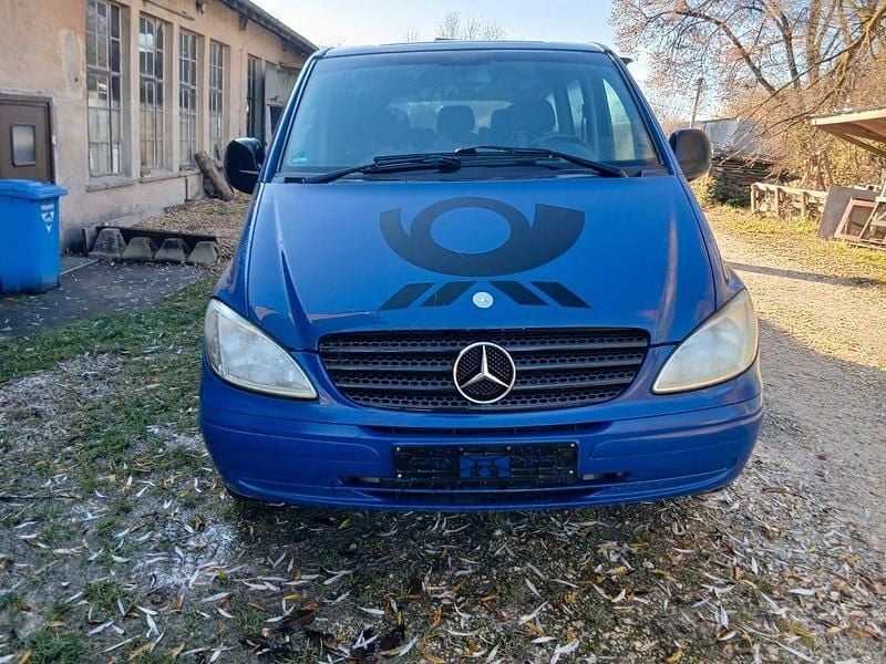 Blau Gebraucht 2004 Mercedes Vito Van / Kleinbus | 4.900 € (Fairer Preis) - Bild 1/4