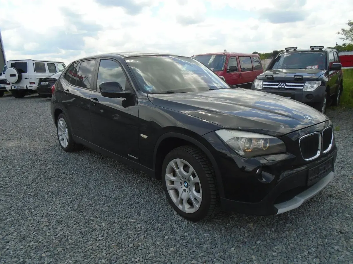 Gebraucht BMW X1 143 PS (105 kW) 2011 Schwarz SUV