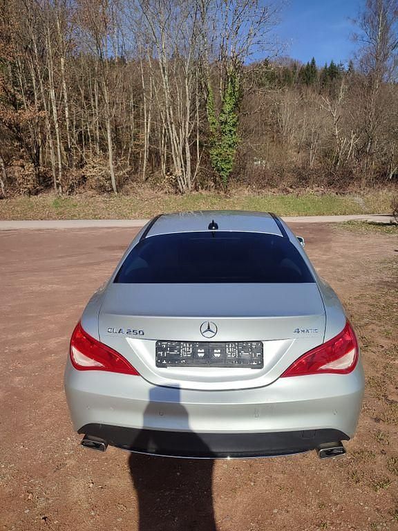 Gebraucht Mercedes CLA250 211 PS (155 kW) 2014 Silber Limousine