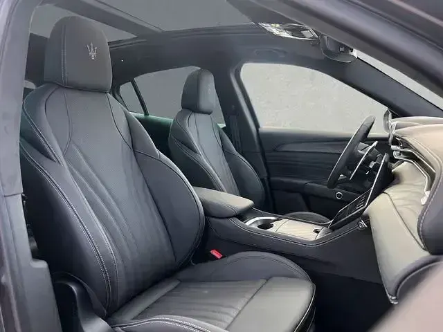 Gebraucht Maserati Grecale 300 PS (220 kW) 2025 Grigio lava SUV