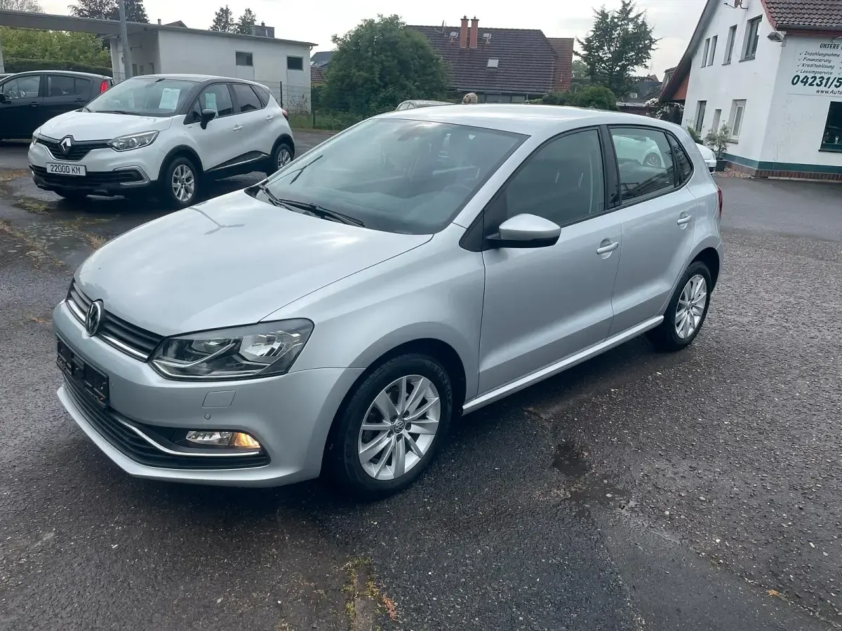 Gebraucht VW Polo Comfortline 75 PS (55 kW) 2014 Reflexsilber metallic Kleinwagen