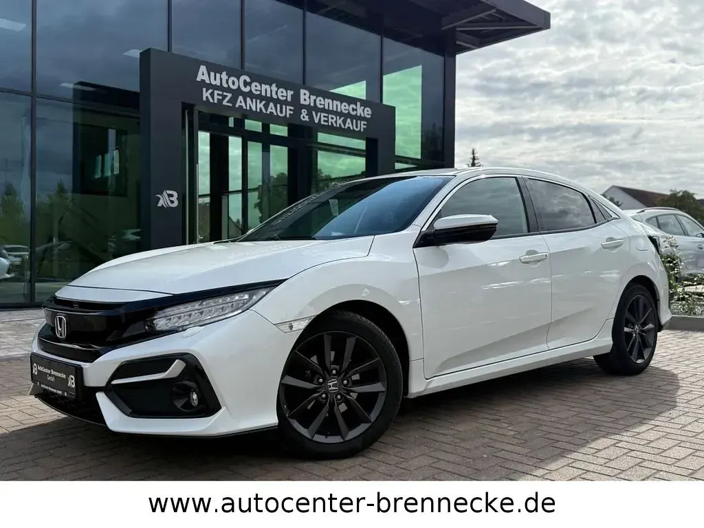 Gebraucht Honda Civic Elegance 126 PS (92 kW) 2022 Weiß Limousine