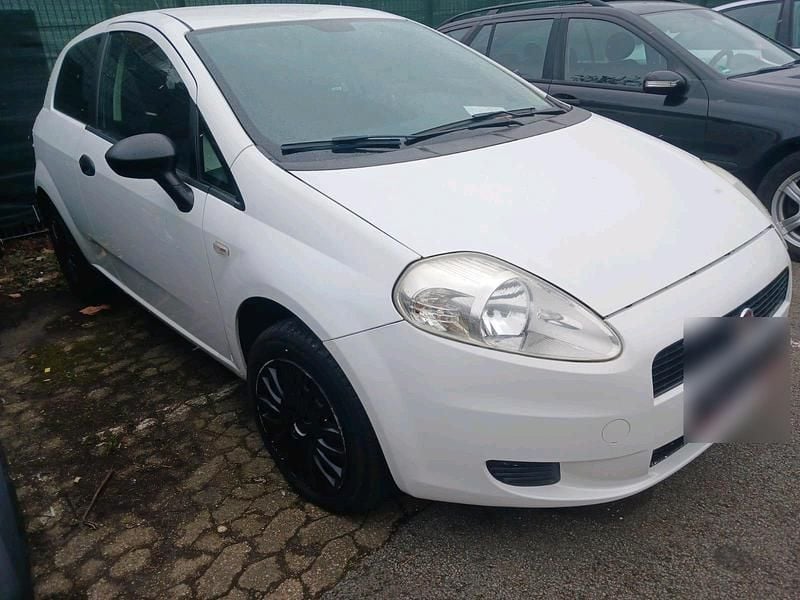 Gebraucht Fiat Punto 65 PS (47 kW) 2009 Weiß Kleinwagen