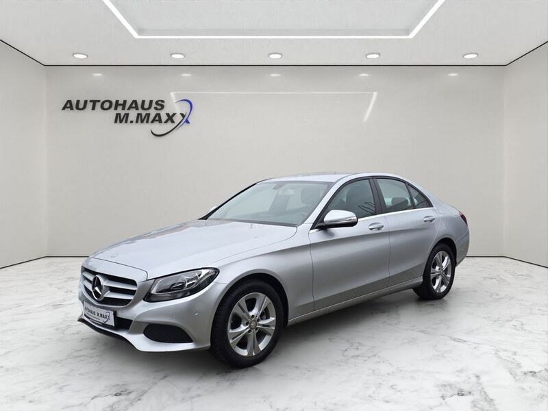 Silber Gebraucht 2014 Mercedes C200 Limousine | 16.900 € (Superpreis) - Bild 1/4