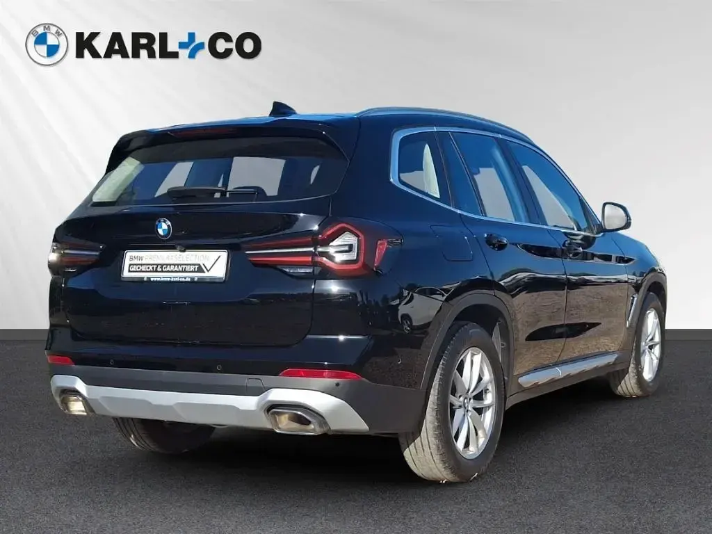 Używany BMW X3 Efficient Dynamics 190 KM (139 kW) 2023 Czarny SUV
