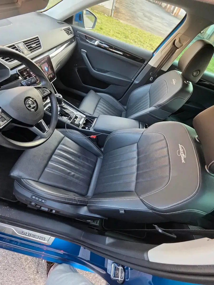 Gebraucht Skoda Superb LAURIN & KLEMENT 190 PS (139 kW) 2019 Blau Limousine