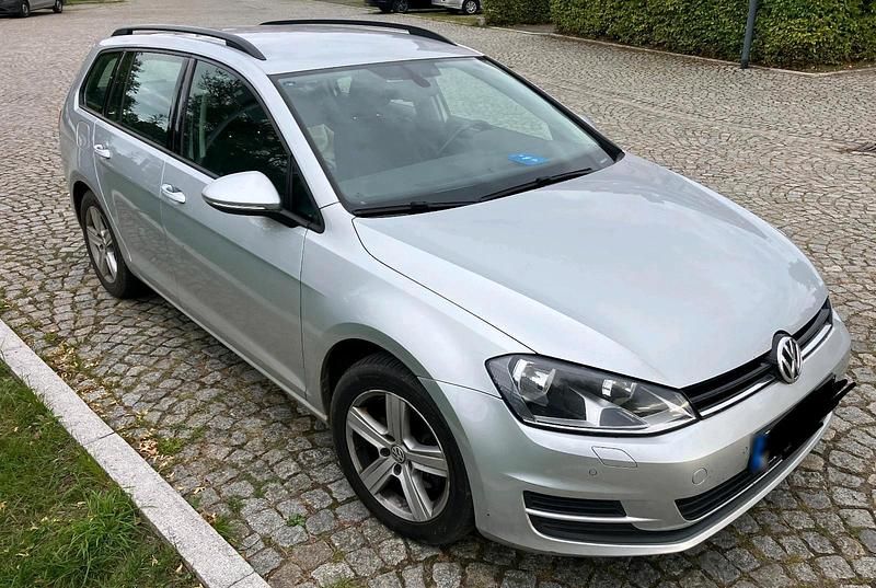 Gebraucht VW Golf VII 110 PS (80 kW) 2015 Silber Kombi