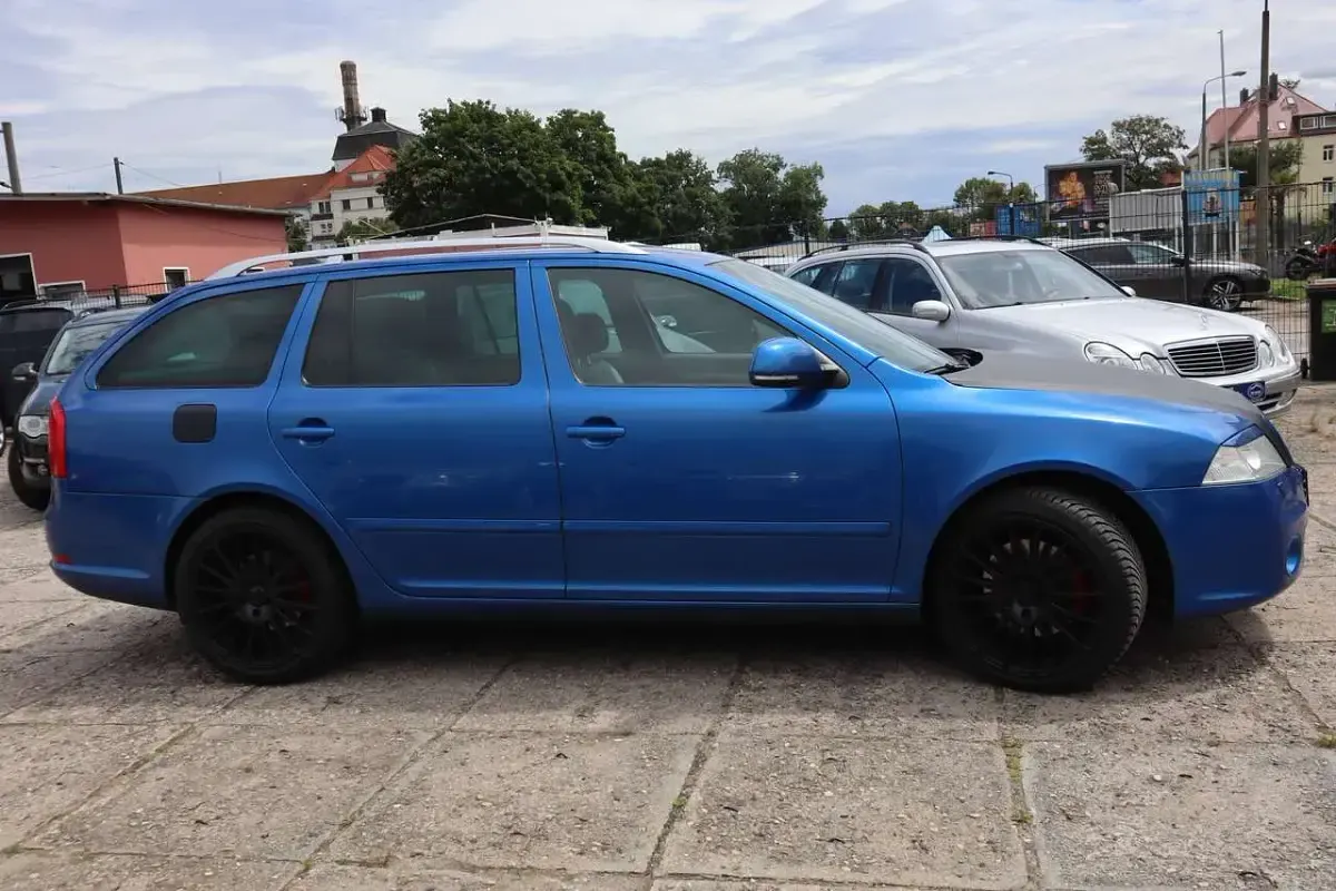 Gebraucht Skoda Octavia RS 200 PS (147 kW) 2009 Raceblau Kombi