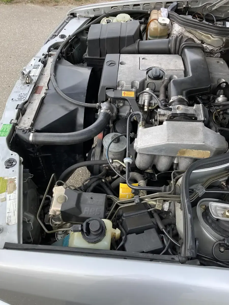 Gebraucht Mercedes E200 136 PS (100 kW) 1994 Silber Kombi