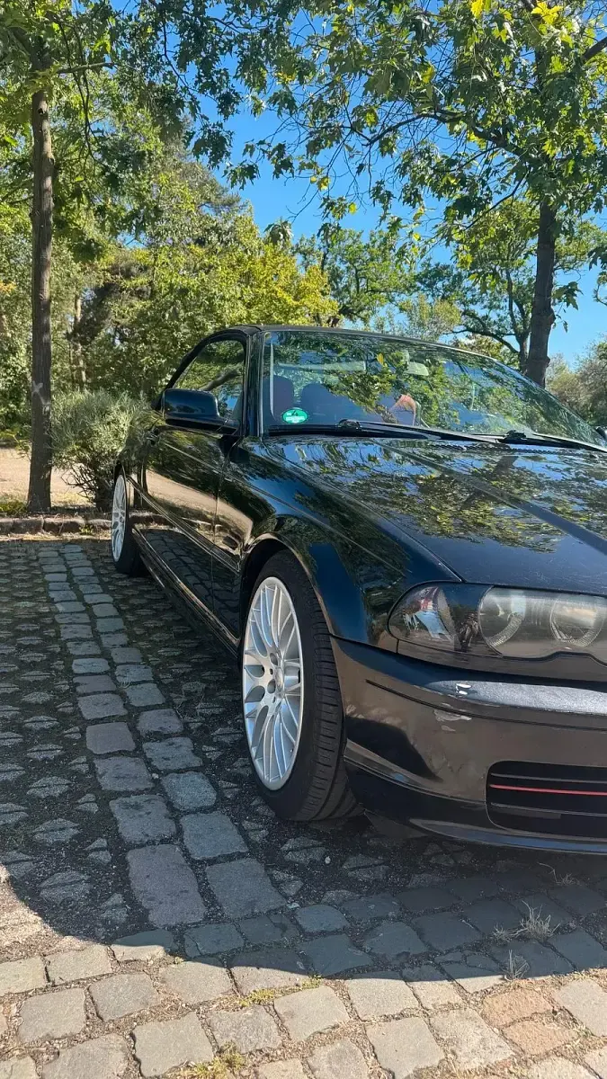 Gebraucht BMW 318 Cabriolet 143 PS (105 kW) 2002 Schwarz Cabrio