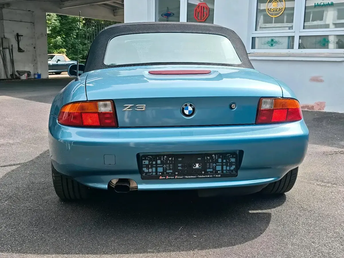 Gebraucht BMW Z3 115 PS (84 kW) 1997 Blau Cabrio
